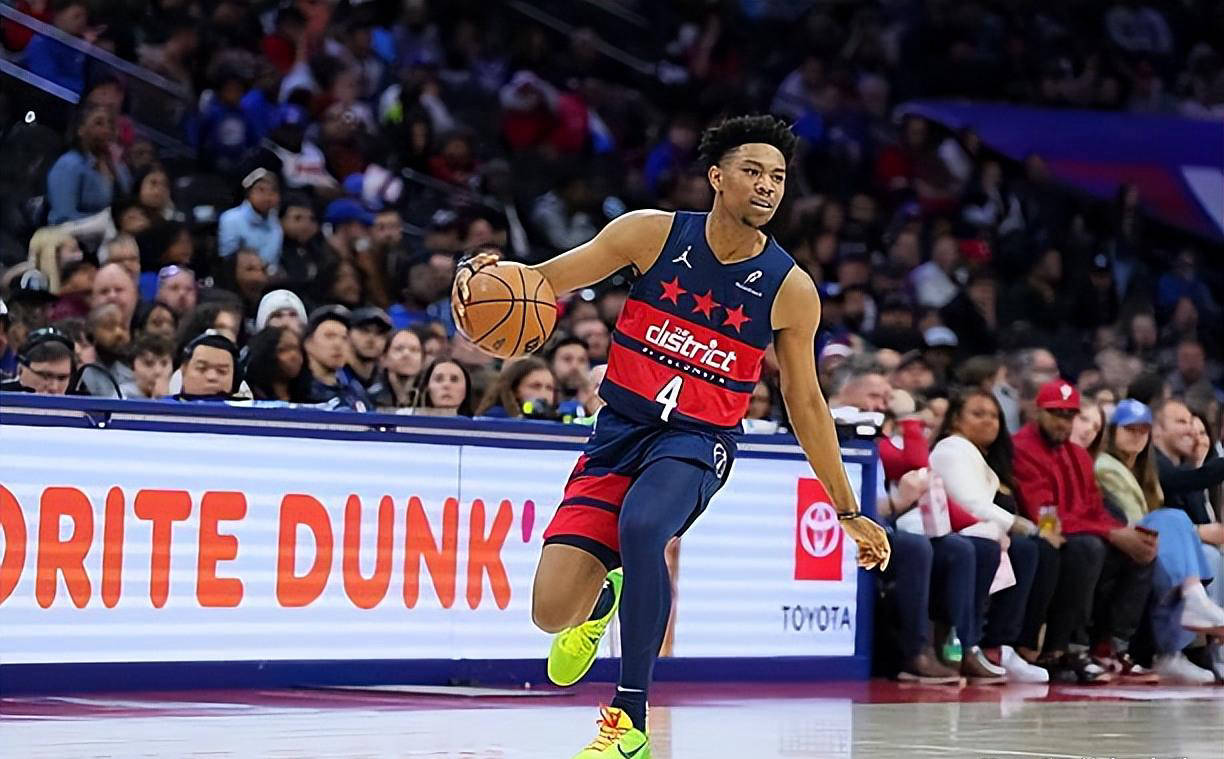 现出色表现, 发挥才能 现出色表现, 发挥才能